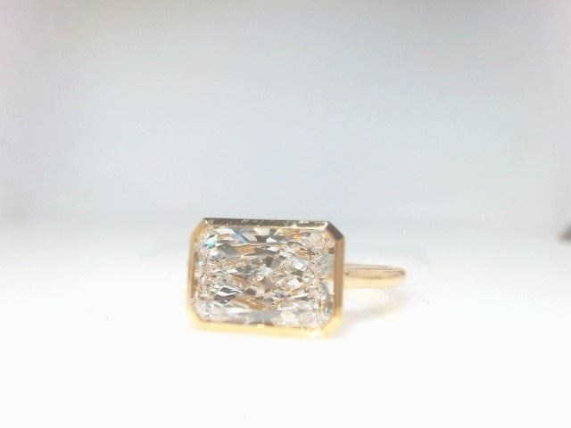 Lady's 3.10 Ct Yellow 14 Karat Wedding Band