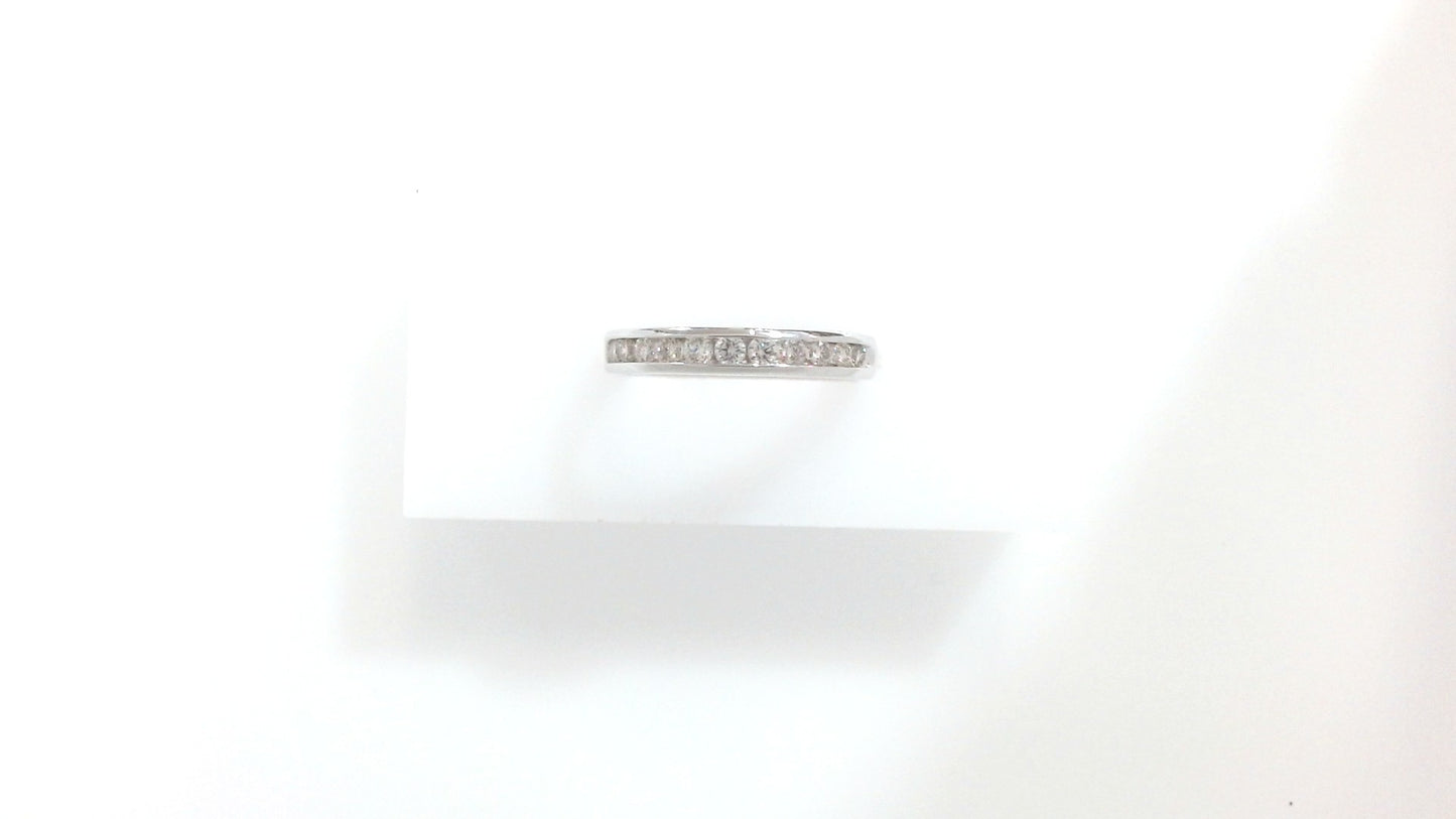 Lady's White 14 Karat Channel
