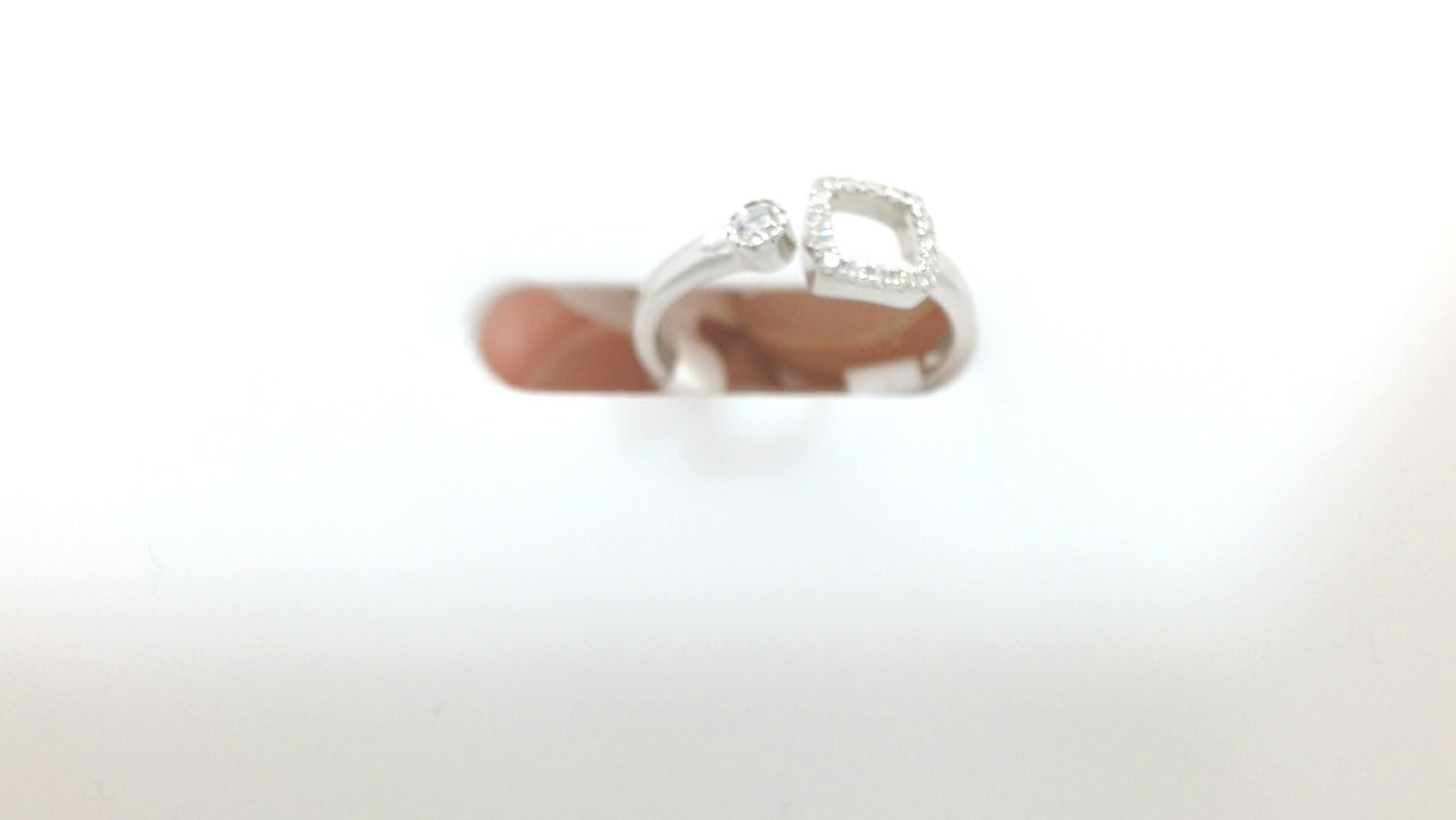 Lady's White 14 Karat Fashion