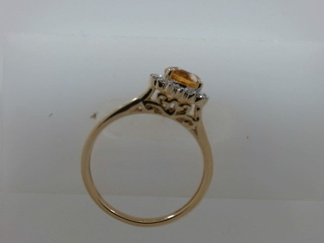 Lady's Yellow 10 Karat Citrine