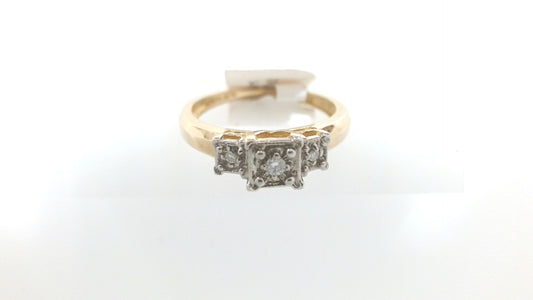 Lady's Yellow 10 Karat Engagem