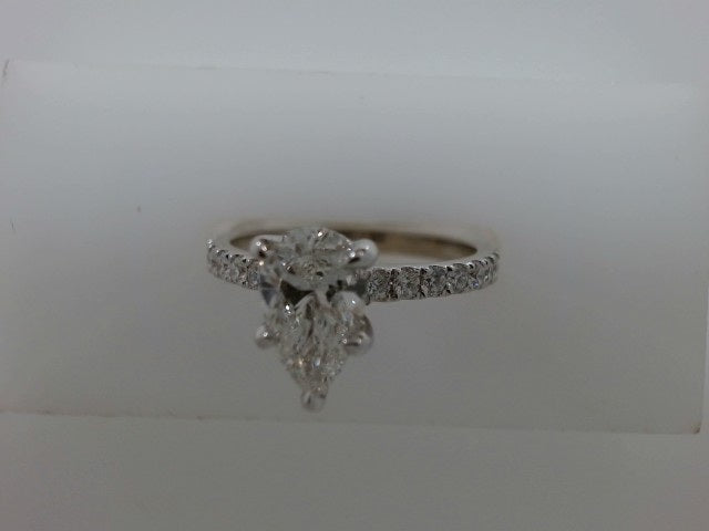 Lady's White 14 Karat Pear Bri