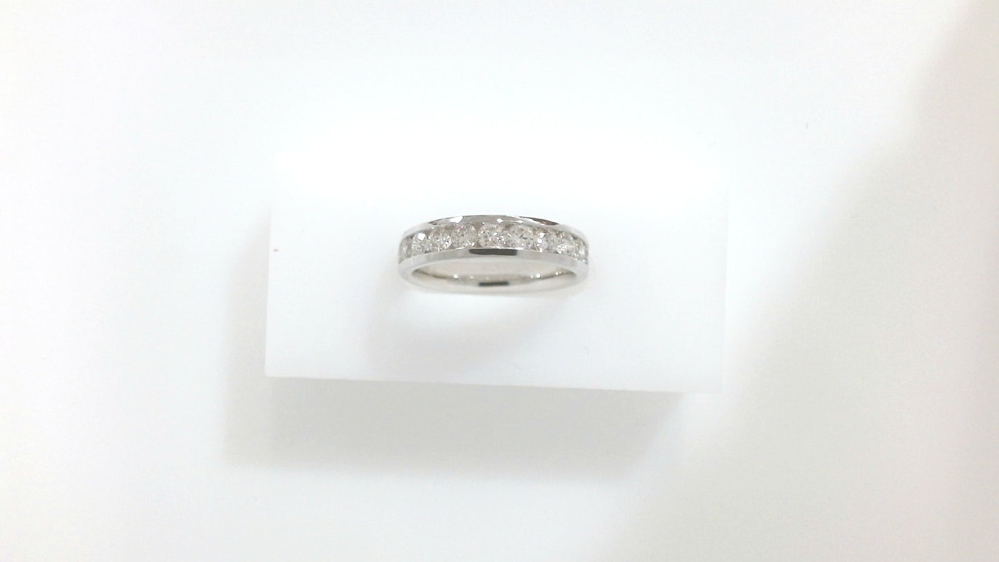 Lady's White 14 Karat Channel