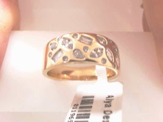 Lady's Yellow 14 Karat Band W/