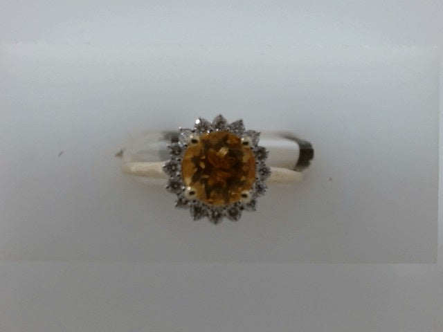 Lady's Yellow 10 Karat Citrine