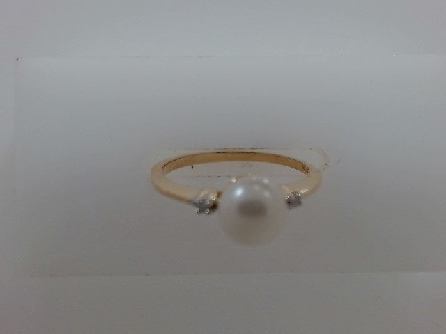 Lady's Yellow 10 Karat Pearl/D