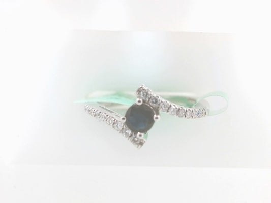 Lady's White 10 Karat Sapp Byp