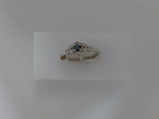 Lady's White 10 Karat Sapphire