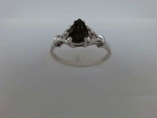 Lady's White 14Kt Sapphire Sin
