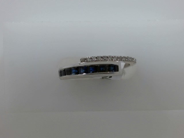 Lady's White 14 Karat Sapp + N