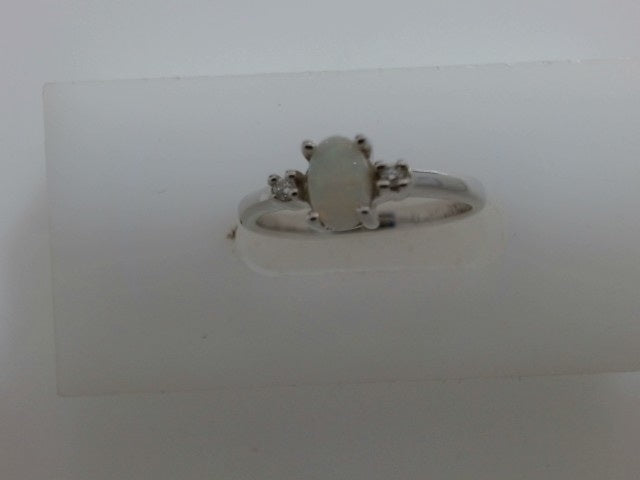 Lady's White 10 Karat Oval Opa