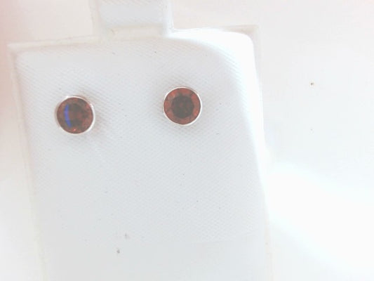 Lady's White 10 Karat 1.1Cttw