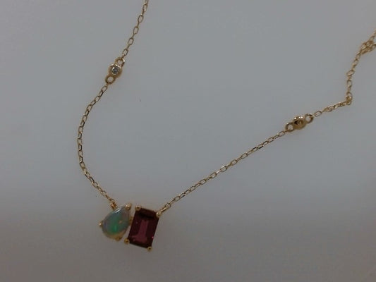 Lady's Yellow 14 Karat Opal/Ga
