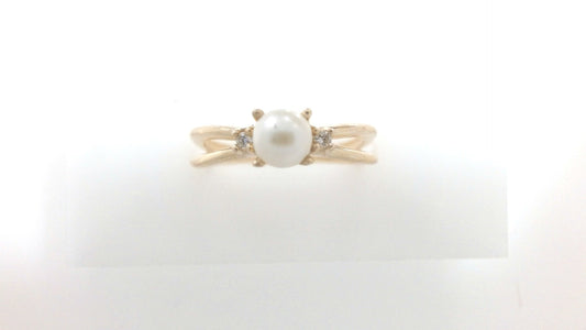 Lady's Yellow 10 Karat Ring Si
